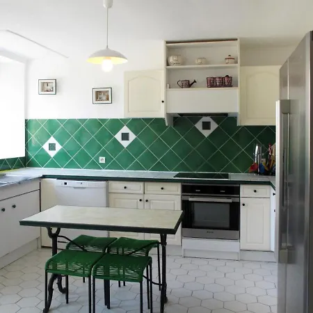 Nyaraló Ferienhaus 401s *